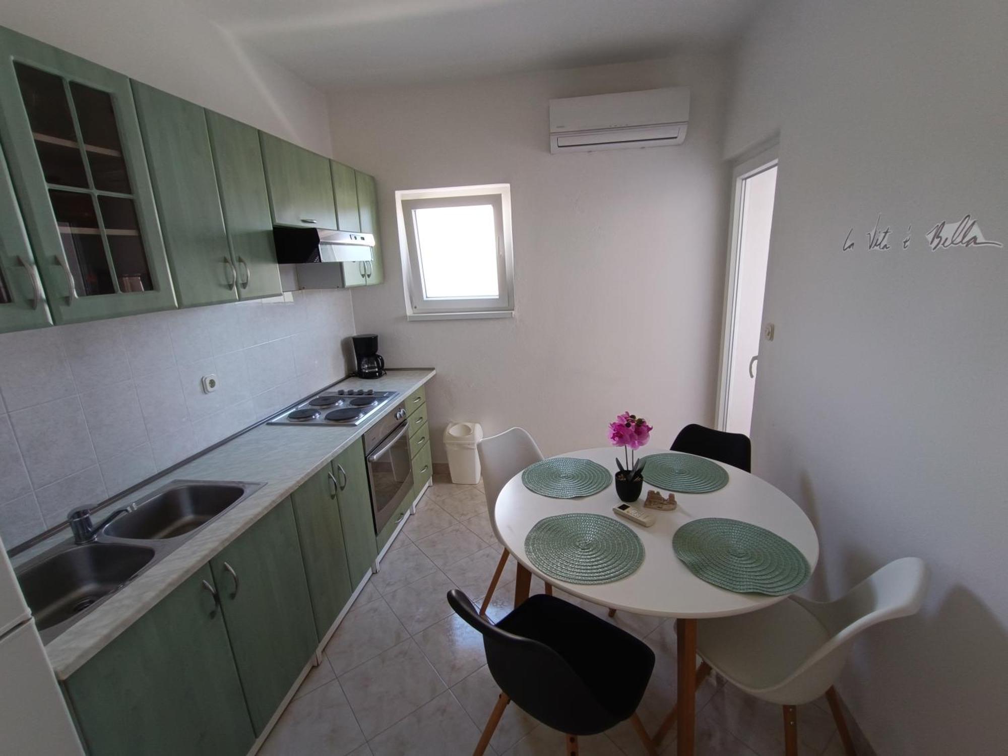 Apartman Burcul Sukosan Luaran gambar